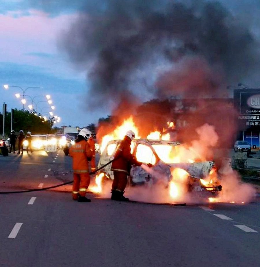Car crash sets Perodua Alza on fire; narrow escape for 