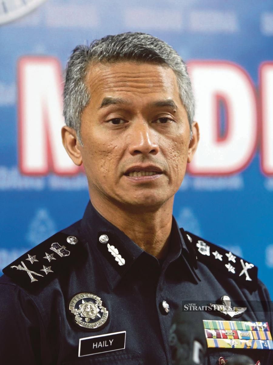 Federal Police Criminal Investigation Department director Datuk Seri Mohd Shuhaily Mohd Zain has issued a strong warning to everyone to stop playing around with sensitive issues related to race, religion, and royalty. (File Pic)NSTP/MOHAMAD SHAHRIL BADRI SAALI