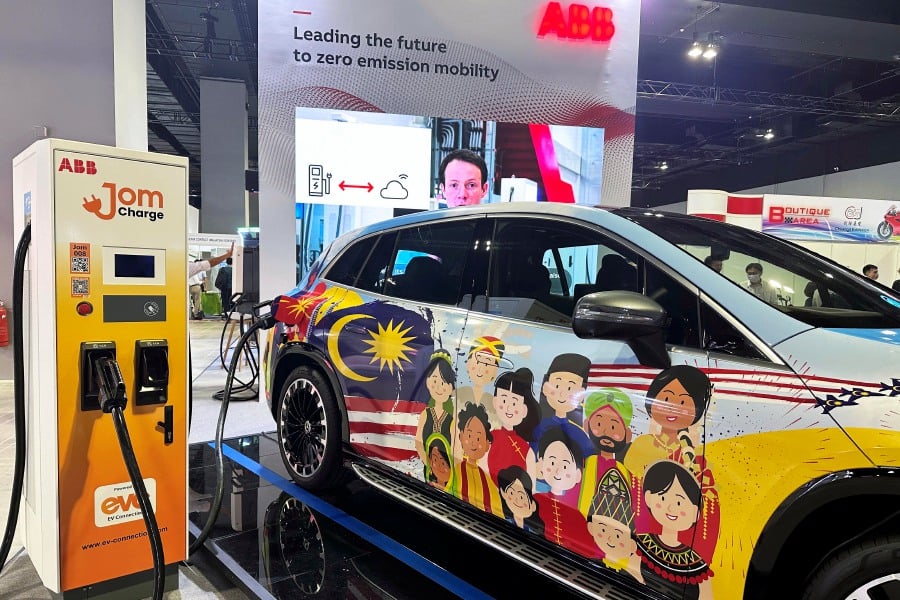 Malaysia has more than 100,000 registered EVs to date, said Investment, Trade and Industry Minister Tengku Datuk Seri Zafrul Tengku Abdul Aziz. -- NSTP Archive