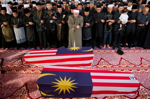 mh17-nur-shazana-s-body-laid-to-rest-new-straits-times-malaysia