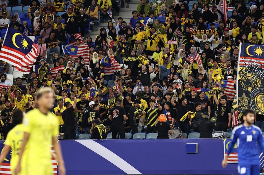 Malaysian football fans have expressed their unhappiness with the performance of the national team at the Under-23 Asian Cup in Doha. PIC CREDIT TO FAM