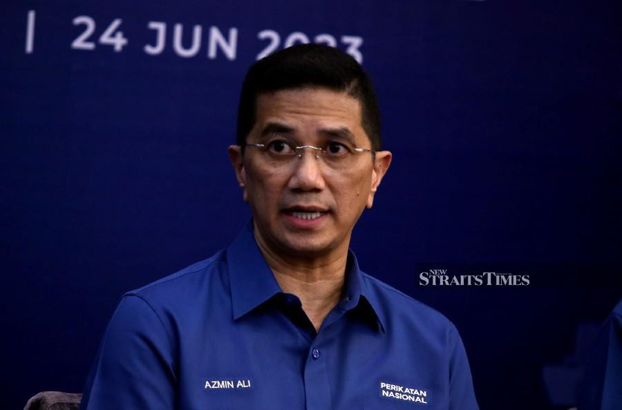 Now Not The Time For Theatrics Azmin Tells Govt Leaders New Straits Times Malaysia 