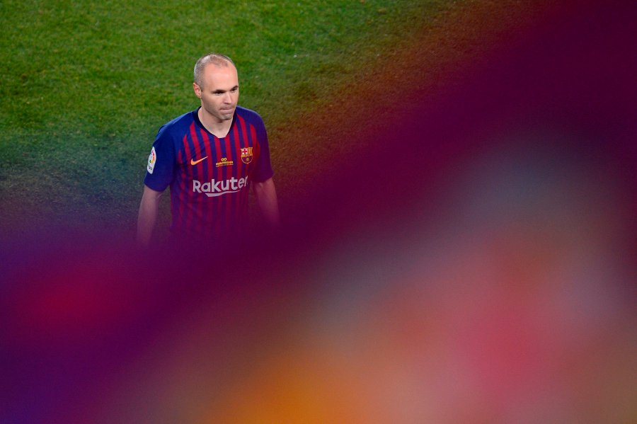 Barcelona and Spain legend Iniesta signs for Japan's Vissel Kobe