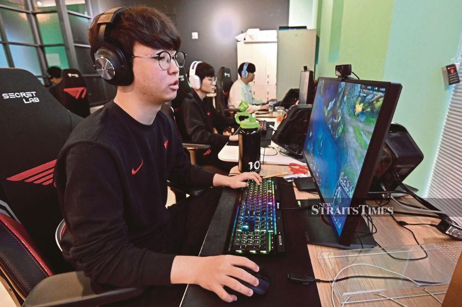 Faker: The Gaming Millionaire