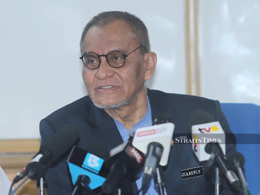 Health Minister Datuk Seri Dr Dzulkefly Ahmad said this stance was also agreed upon by the Higher Education Ministry through previous engagement sessions. NSTP/SAIFULLIZAN TAMADI