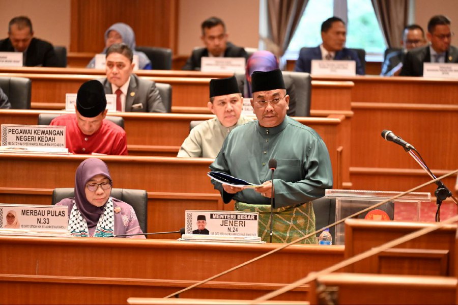 Menteri Besar Datuk Seri Muhammad Sanusi Md Nor has tabled a RM1.241 billion state budget for 2024 with projected deficit of RM104.10 million. PIC COURTESY OF SUK