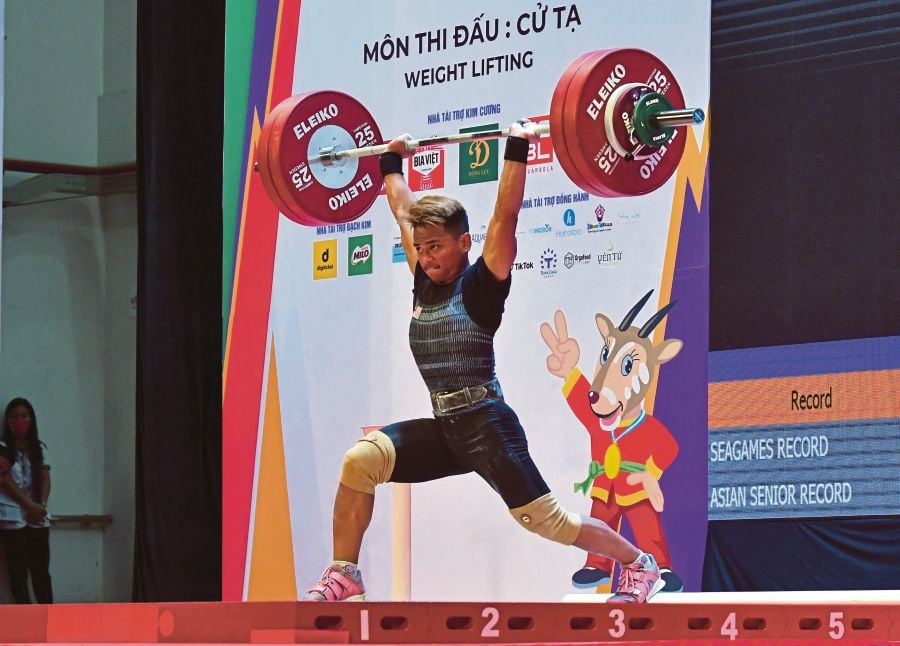 Aniq booked his berth for the Paris Olympics in the under-61kg event with a total lift of 290kg after clearing 125kg in the snatch and 165kg in the clean and jerk at the IWF Cup earlier this month. FILE PIC