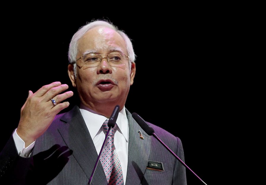 The 2018 Budget will have fair distribution of projects and allocations in all regions and states, including those controlled by the Opposition, Datuk Seri Najib Razak said. Pix by Aizuddin Saad