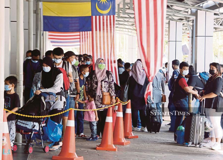 Malaysians go on holiday spree | New Straits Times | Malaysia General ...