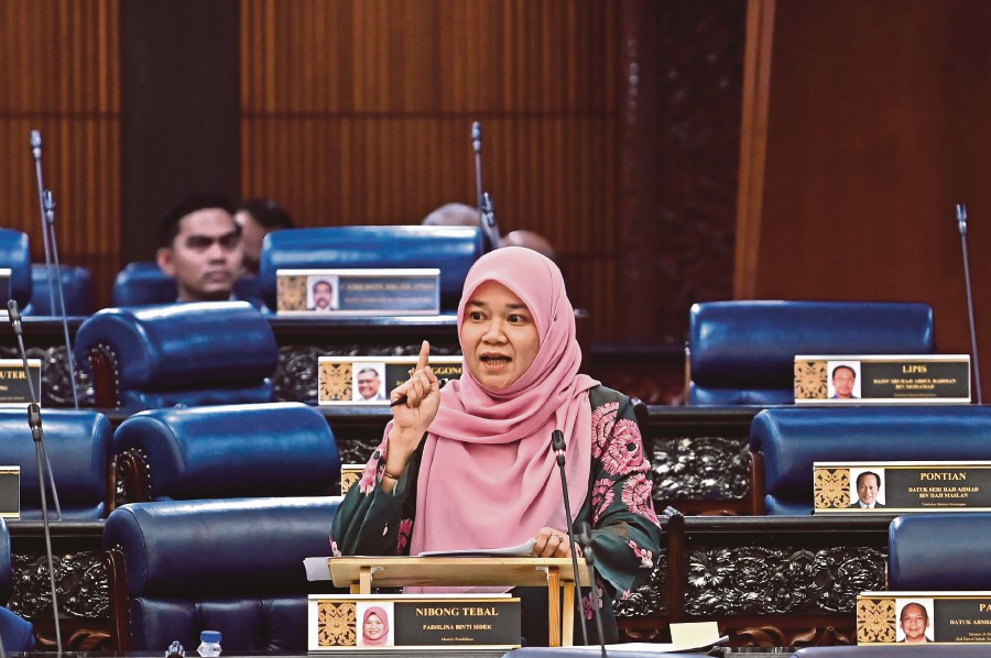 Education Minister Fadhlina Sidek today has reiterated that the shortage of teachers nationwide is only temporary. PIC COURTESY OF JPM