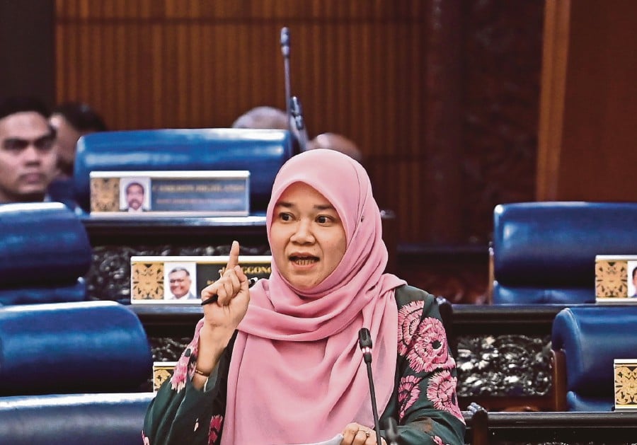 Minister Fadhlina Sidek said such aspects involve creating innovations, analysing data scientifically, solving problems, and communicating effectively. PIC COURTESY OF JPM