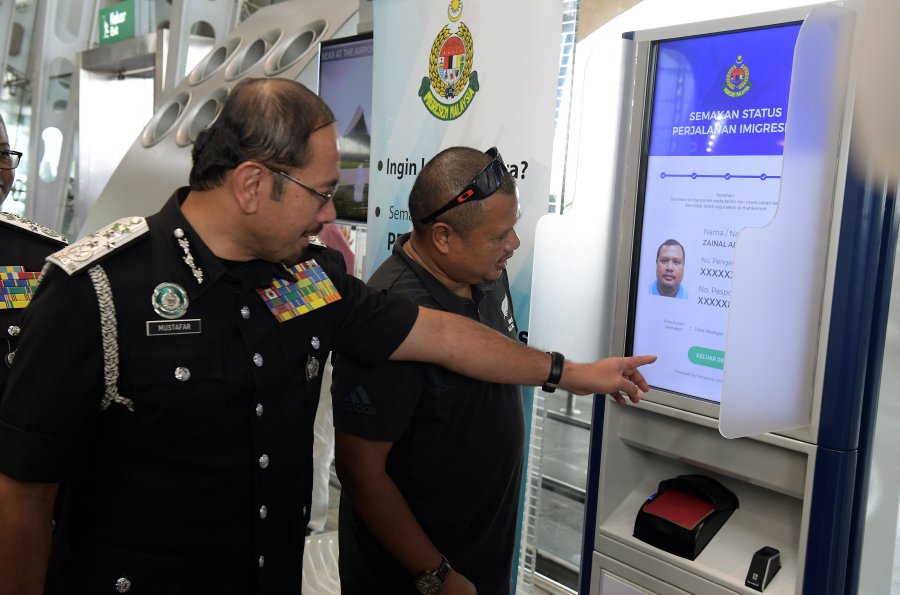 Almost 100 Passport Counters Opened At Klia To Handle Crush Of Peak Season Travellers