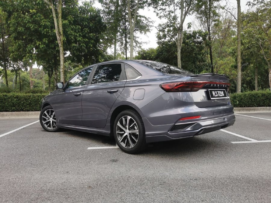 The S70 is Proton’s first sedan model since its partnership with Geely.