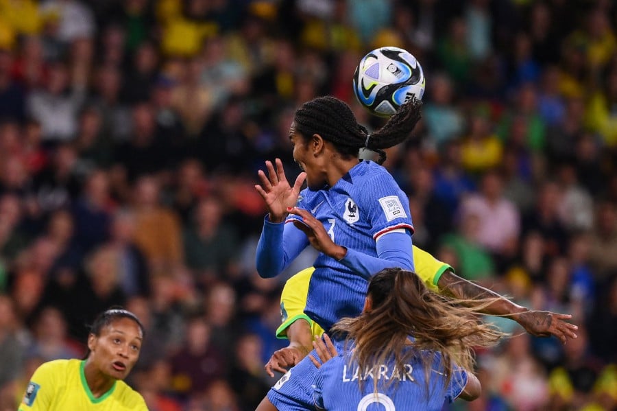 Renard gives France 2-1 victory over Brazil at Women's World Cup