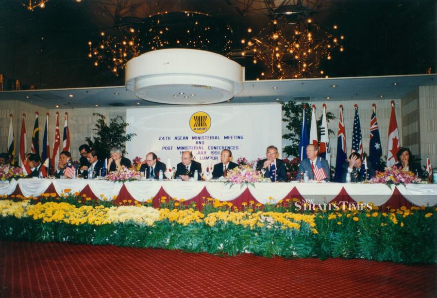24 July 1991: A general view during the 24th ASEAN Ministerial Meeting and Post Ministerial Conferences in Kuala Lumpur. -NSTP file pic