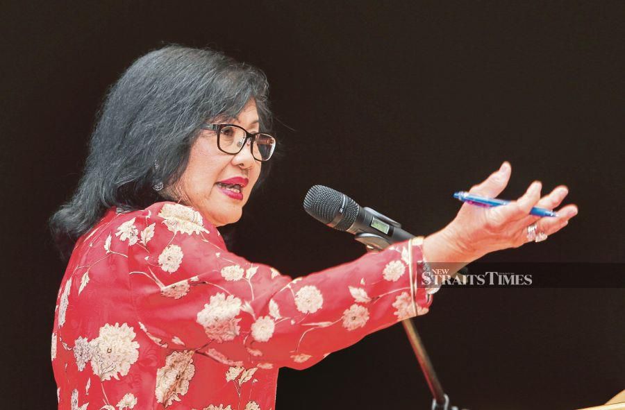 tan sri rafidah aziz