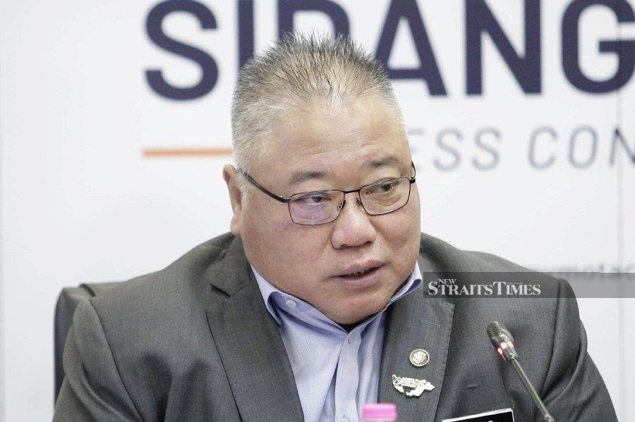 Tourism, Arts, and Culture Minister Datuk Seri Tiong King Sing said the suspension was pending the outcome of investigations into the accident. NSTP/FILE PIC 