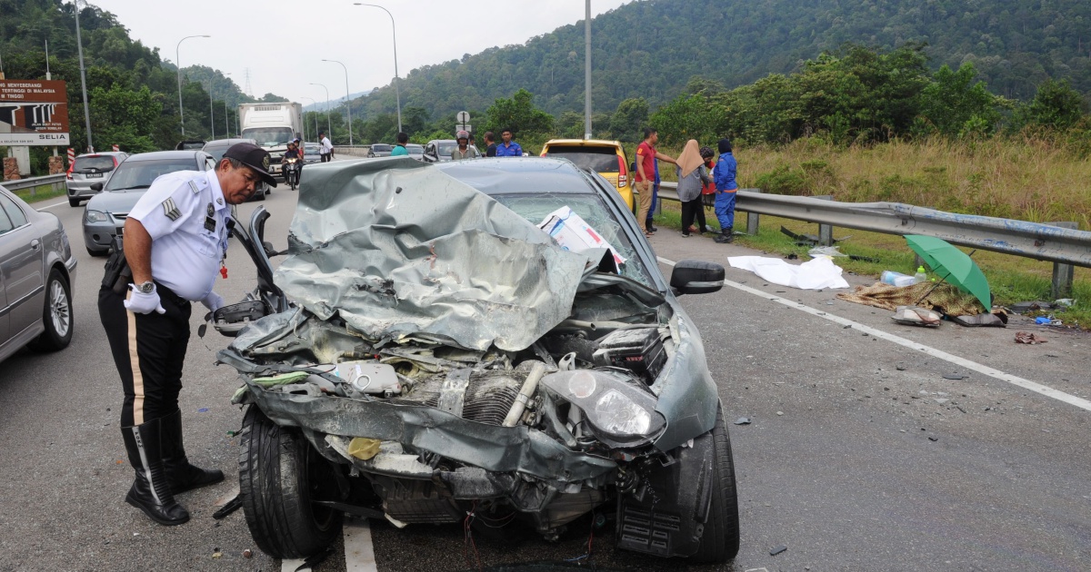 Couple Killed, Four Injured In Head-on Lorry-car Collision Near ...