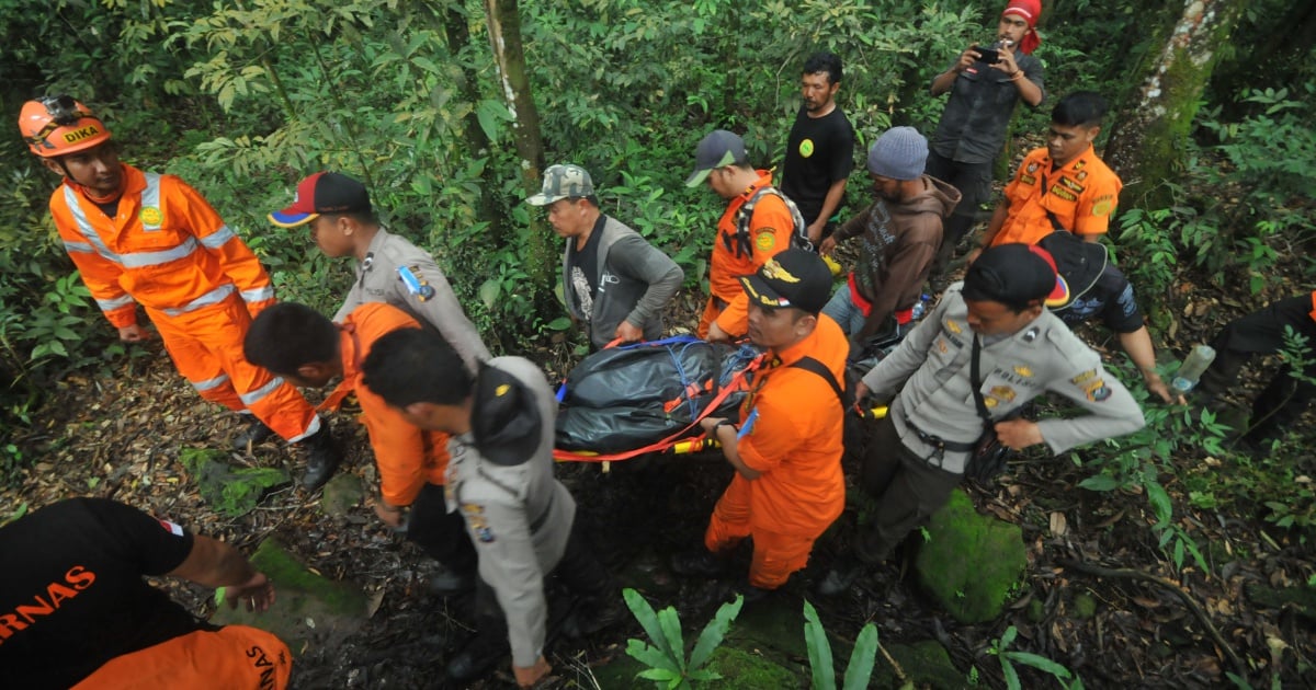 German Tourist Found Dead At Indonesian Volcano | New Straits Times