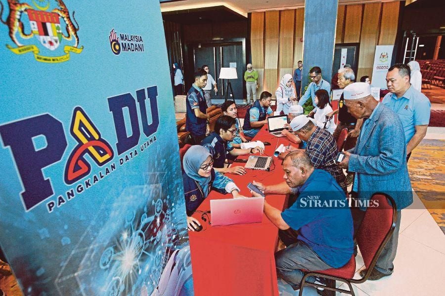 The number of individuals updating their information in the Central Database Hub (Padu) has surged as the deadline for registration approaches, which is tomorrow.- NSTP/FAIZ ANUAR
