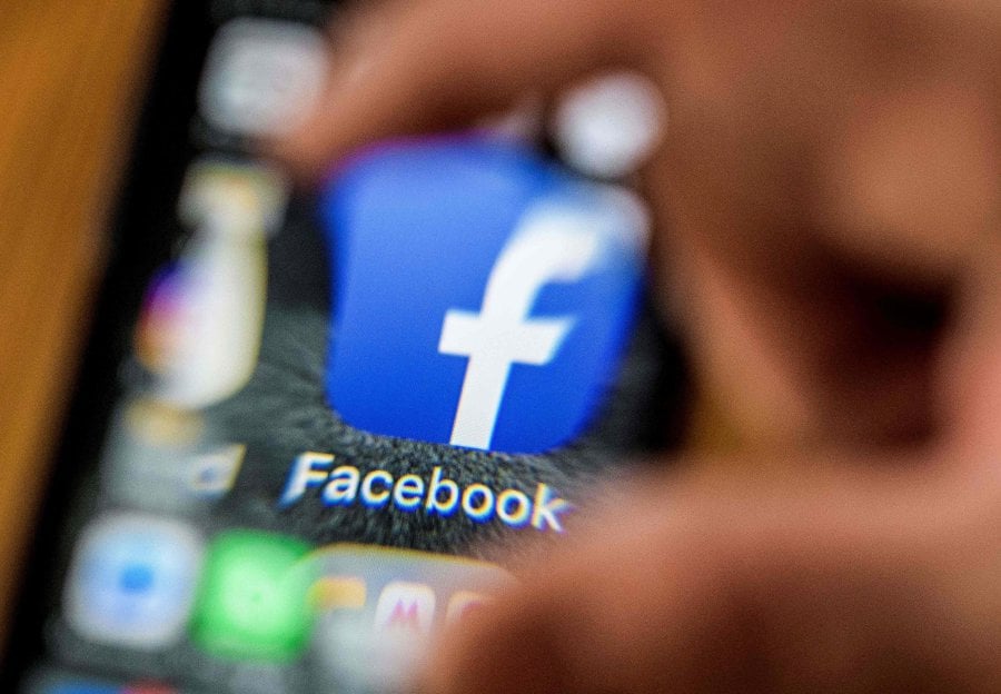 Facebook Dobs On Tech Giants Says They Also Collect Data