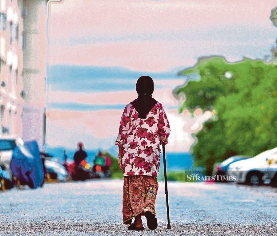 The number of older adults suffering from dementia, an incurable chronic degenerative condition, in Malaysia is expected to nearly triple over the next 30 years. - NSTP File Pic.