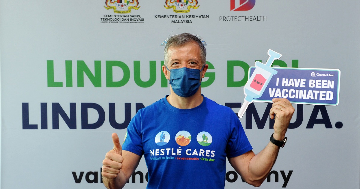 Nestle Malaysia Distributes Nourishing Meals To Front Liners At Idcc