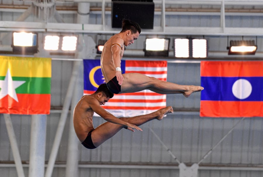 The 1m springboard may not be an Olympic event, but the Malaysian divers could end up with battered pride after a terrible start at the World Aquatics Championships in Fukuoka, Japan, today. -Bernama file pic