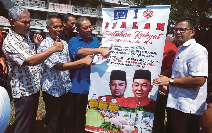 Almost 2,000 attend Jualan Sentuhan Rakyat in Kota Baru | New Straits ...