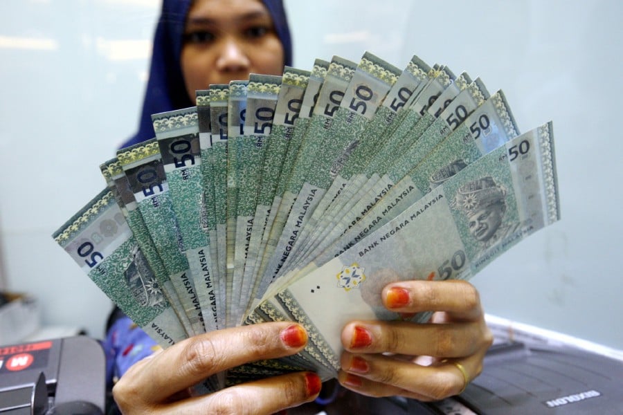 The ringgit strengthened against the US dollar at the opening today, bolstered by expectations that Bank Negara Malaysia (BNM) will maintain the overnight policy rate (OPR) at 3.00 per cent due to higher inflation in May 2024.