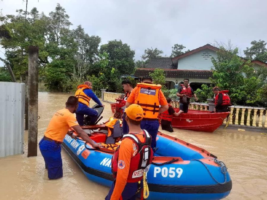 Floods: Over 34,000 Victims Evacuated | New Straits Times | Malaysia ...