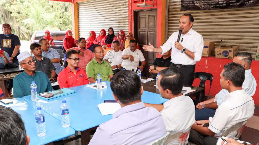 Residents of Kampung Murni Jaya can expect to see the longstanding water supply issues they have faced being resolved within the year. - File pic credit (Mohd Jafni Md Shukor Facebook)
