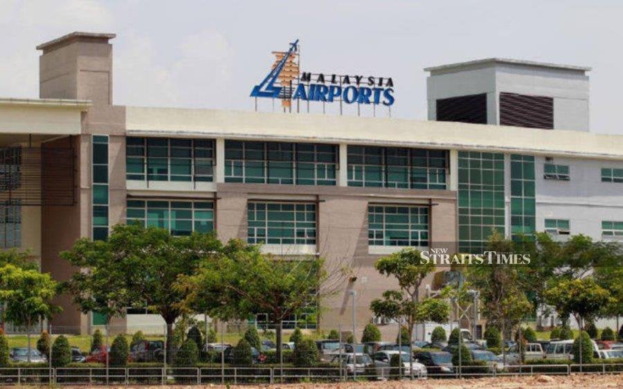 Malaysia Airports Holdings Bhd was ordered by the Sabah Industrial Court to pay RM883,957 to a former airport security assistant in Kota Kinabalu for unlawful dismissal. - NSTP file pic