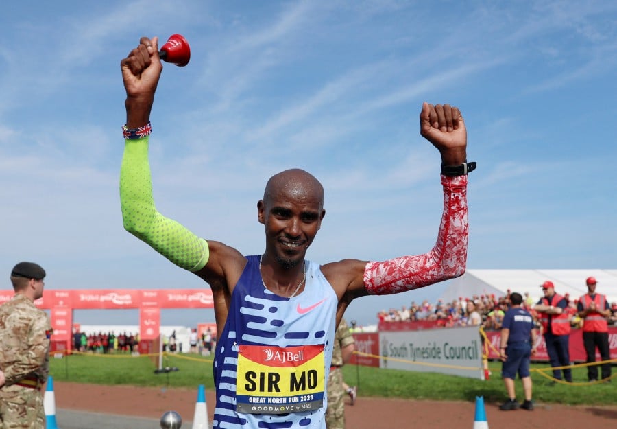 Tamirat Tola Leads Ethiopian 1-2, as Cam Levins Smashes Canadian Record at World  Championships Marathon 