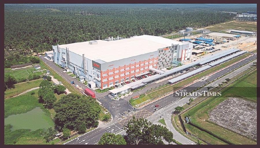 Economists see the combined RM2 billion investment by PNB, EPF and KWAP related to ams-Osram AG’s semiconductor business in Malaysia as a masterstroke.
