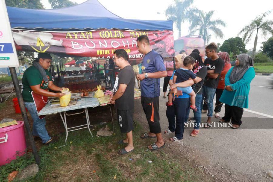 Bunohan charcoal-grilled chicken a hit in Kuantan  New 