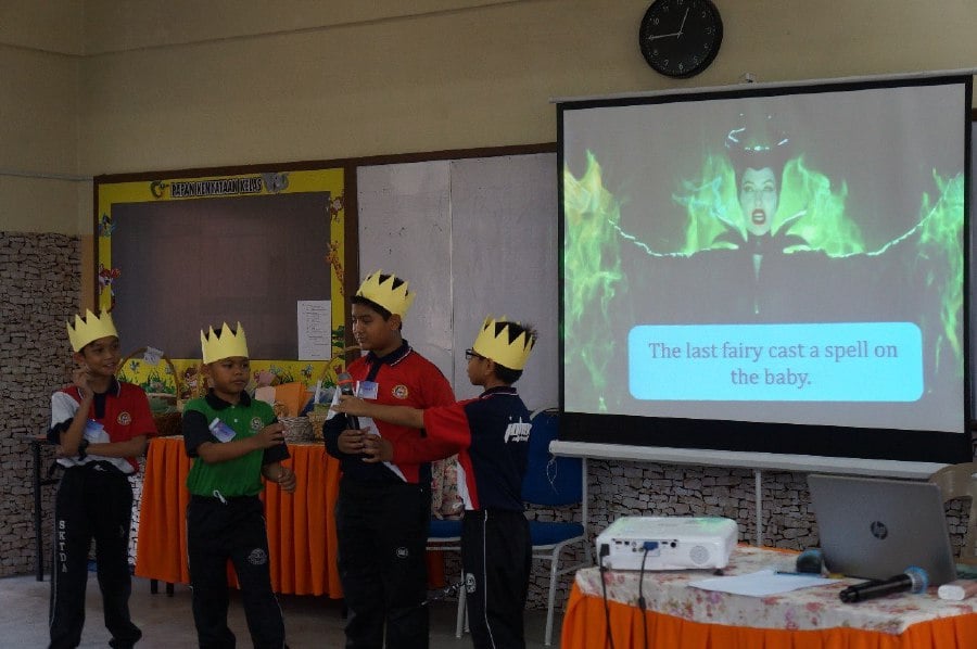 The kids were able to stage an engaging dramatic performance, participate in a vibrant storytelling session, and take part in an enjoyable choral speaking session.