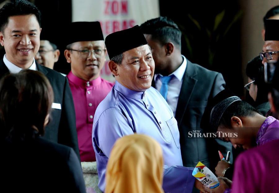 Negri Sembilan Menteri Besar Datuk Seri Aminuddin Harun has brushed off allegation that the state government had given a written consent to a company to develop a 141 hectare land under the Malaysia Vision Valley 2.0 (MVV 2.0) as Chinese cemetery site. (NSTP/IQMAL HAQIM ROSMAN)