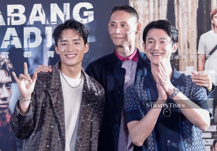 Director Jin Ong (center), Jack Tan (left) and and Taiwanese actor, Kang Ren Wu during the Celebration and Appreciation Media Conference at the LaLaport GSC Cinema. NSTP/SADIQ SANI
