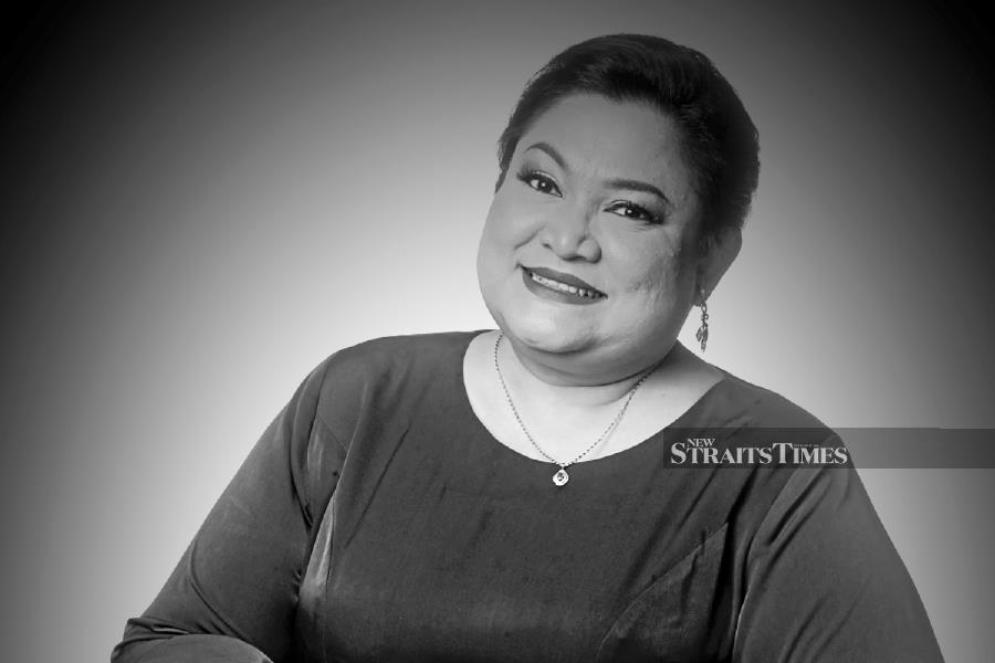 Singer Adibah Noor passed away tonight after a battle with ovarian cancer. - NSTP file pic