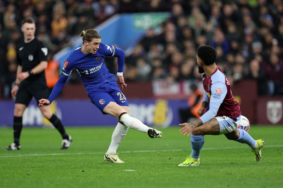 Chelsea's English midfielder #23 Conor Gallagher scores the opening goal during the English FA Cup fourth round replay football match between Aston Villa and Chelsea on February 7, 2024. - AFP pic