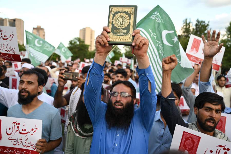 Protest held in Stockholm against Quran burning