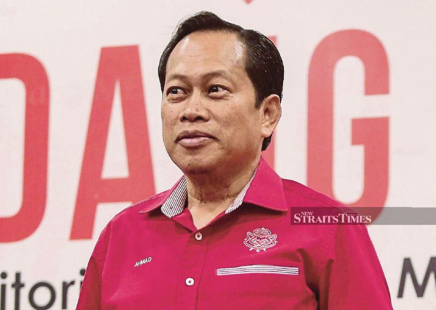 No Motion Clashes With Umno Constitution Or Rules: Ahmad Maslan | New ...