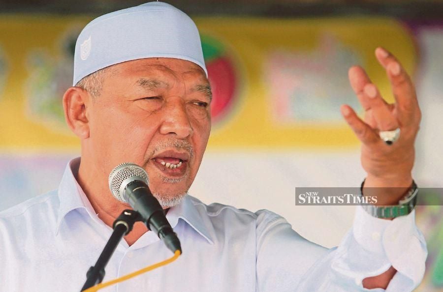 Kelantan Menteri Besar Datuk Ahmad Yakob says Pas hopes to complete the rest of its GE14 manifesto before the next general election. - NSTP file pic