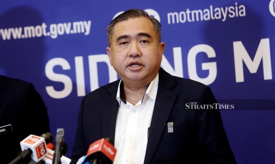 Discussions over the proposed Kuala Lumpur-Singapore high-speed rail (HSR) project with the Singapore government will only take place after obtaining cabinet approval, says Transport Minister Anthony Loke. -NSTP/MOHD FADLI HAMZAH