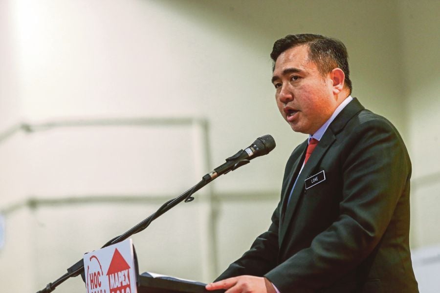 Transport minister Anthony Loke proposed a pilot project whereby if there is public transportation nearby, developers do not have to provide complimentary car park lots to residents. - NSTP/MUHD ZAABA ZAKERIA