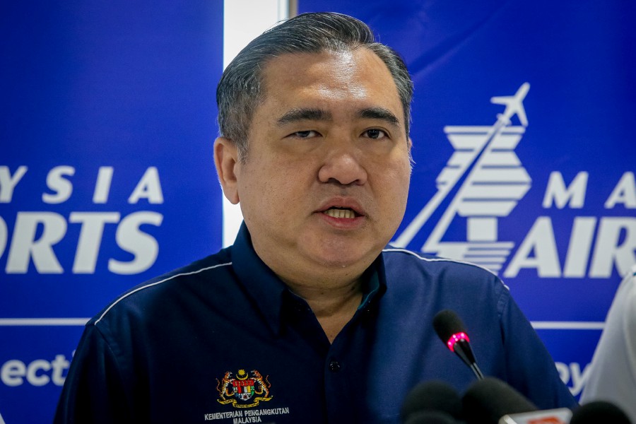 DAP secretary general Anthony Loke said he (Ramasamy) should not have made such statement as it will only create problems to the government. -NSTP file pic