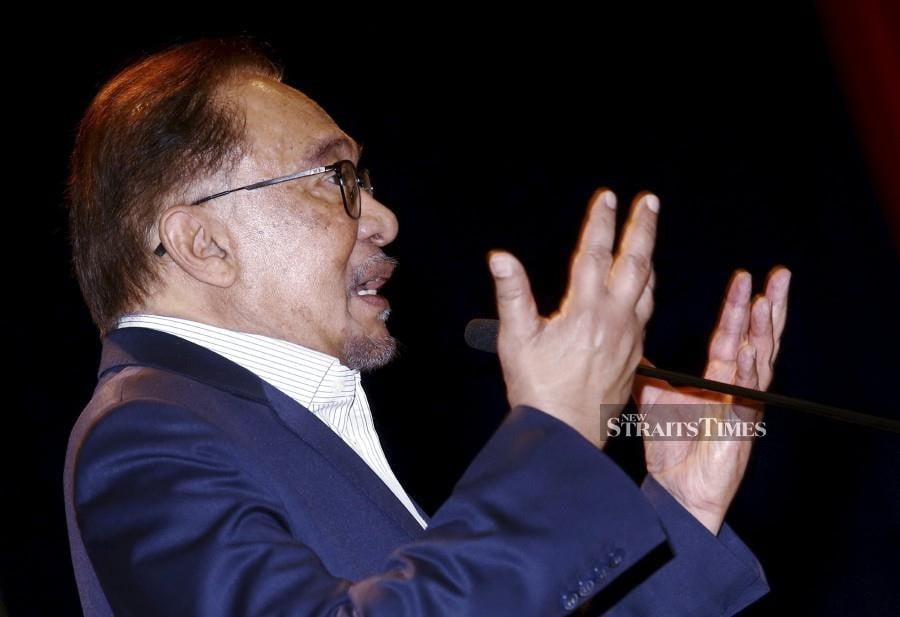 Reflecting on the extraordinary privilege granted to Prophet Muhammad during his journey, Datuk Seri Anwar Ibrahim highlighted its relevance to the current plight of the Palestinian people. NSTP/MOHD FADLI HAMZAH