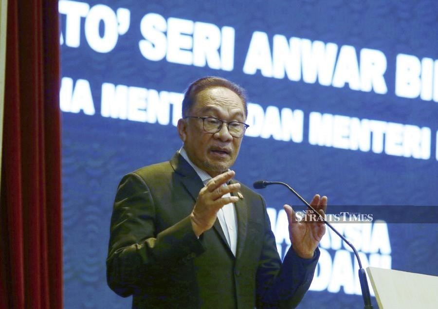 The government, in principle, will not engage in direct negotiations for government procurement, as it creates opportunities for the abuse of power, says Prime Minister Datuk Seri Anwar Ibrahim. NSTP/MOHD FADLI HAMZAH