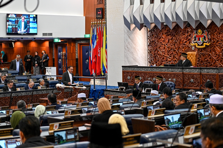 The Dewan Rakyat has passed the Consolidated Fund (Expenditure on Account) bill 2022 or the 2023 Mini Budget amounting to RM107,718,676,650. - Pic courtesy of Ministry of Information 